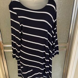 Allison Daley black and white striped top,/tunic ,size L